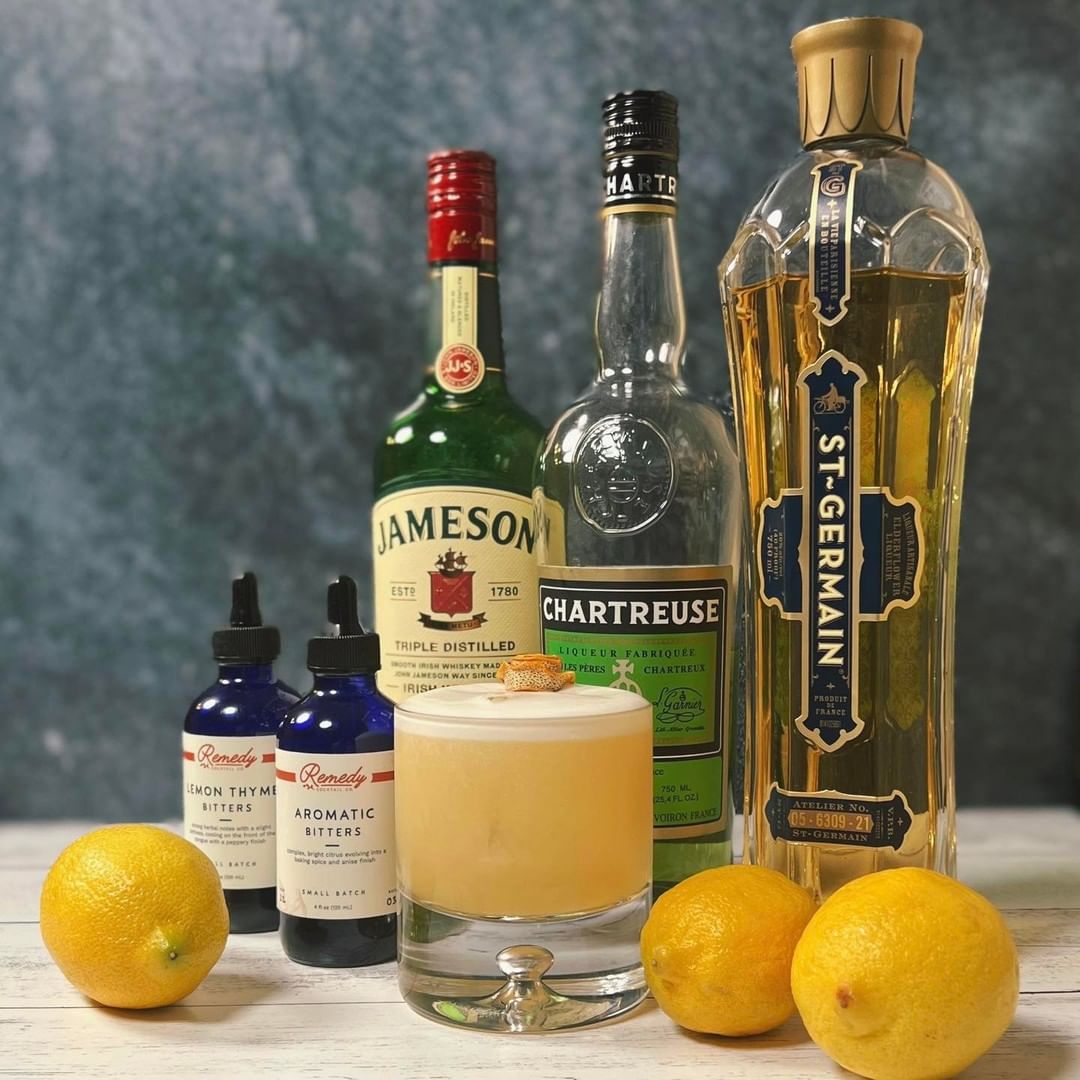 Old Thyme Whiskey Sour